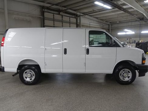 New 2026 Chevrolet Express 2500 w/ Driver Convenience Package RWD image 8