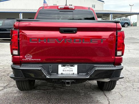 Used 2025 Chevrolet Colorado Trail Boss AWD/4WD image 6
