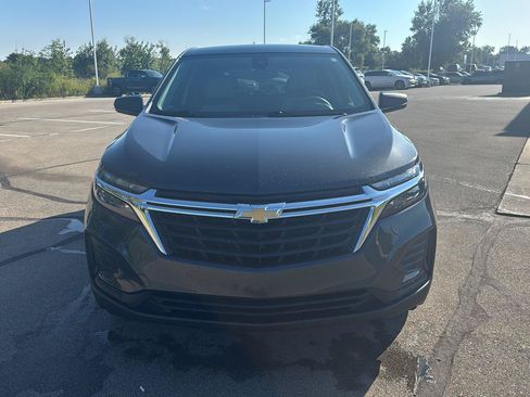 Used 2022 Chevrolet Equinox LS w/ LS Convenience Package AWD/4WD image 8