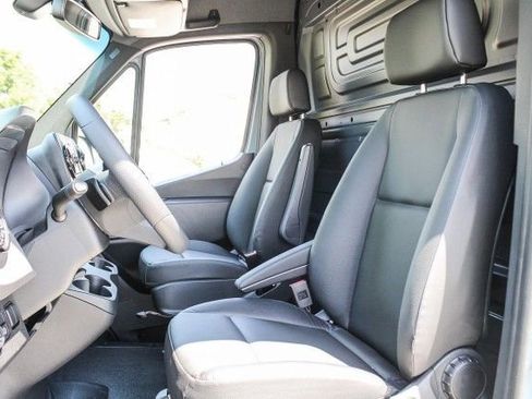New 2025 Mercedes-Benz Sprinter 2500 image 15