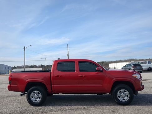 Used 2021 Toyota Tacoma SR image 2
