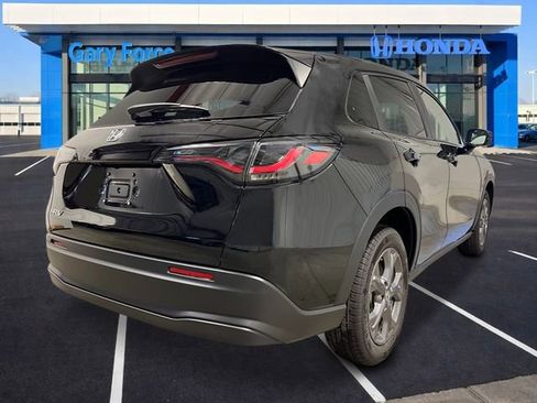 New 2026 Honda HR-V LX image 5