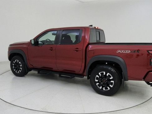 Used 2022 Nissan Frontier PRO-4X w/ Technology Package image 2