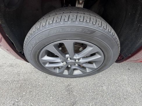 Used 2019 Jeep Grand Cherokee High Altitude AWD/4WD image 18