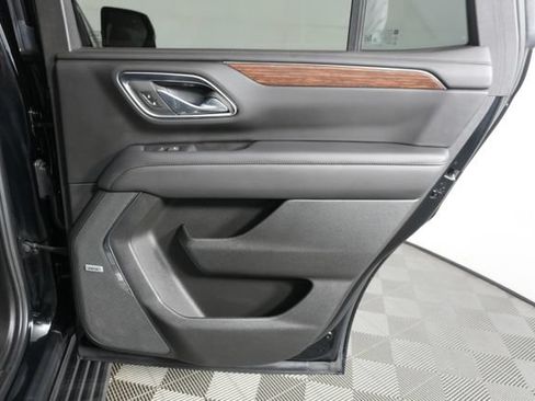 Used 2024 Chevrolet Tahoe High Country AWD/4WD image 41