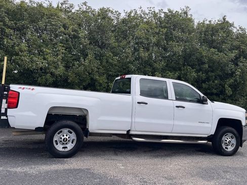 Used 2016 Chevrolet Silverado 2500 W/T AWD/4WD image 7