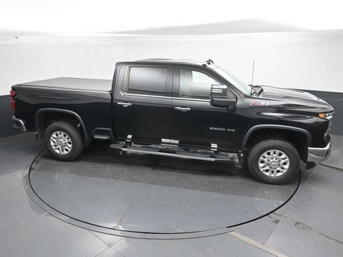 Used 2024 Chevrolet Silverado 2500 LTZ w/ LTZ Convenience Package AWD/4WD image 32