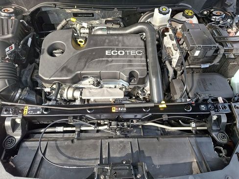 Certified 2022 GMC Terrain SLE w/ Driver Convenience Package image 28