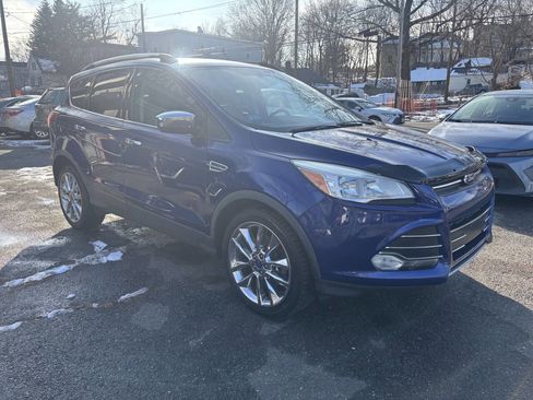 Used 2015 Ford Escape SE w/ SE Chrome Package image 7