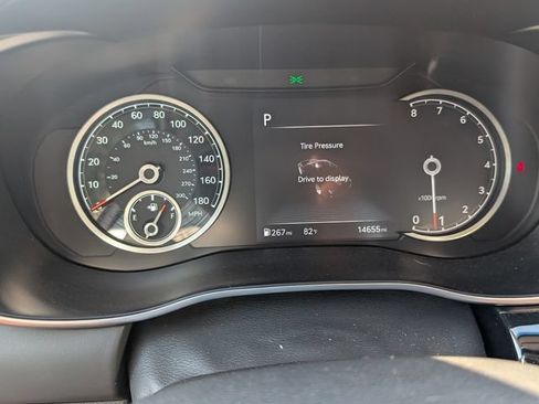 Used 2026 Genesis G70 2.5T RWD image 23