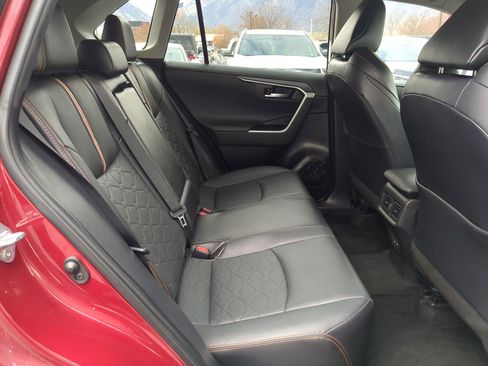 Used 2022 Toyota RAV4 Adventure image 32