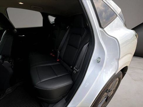 Certified 2025 Nissan Murano SV AWD/4WD image 29