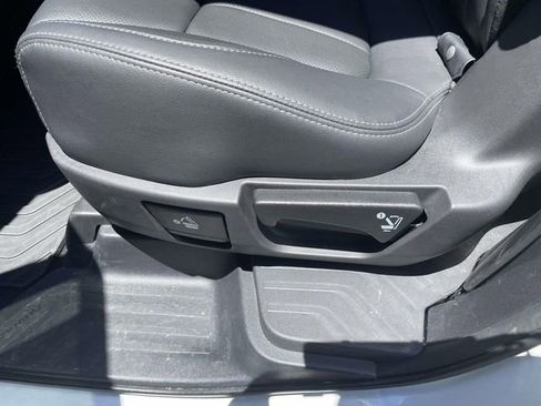 Used 2023 Subaru Ascent Touring AWD/4WD image 12