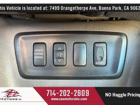 Used 2005 Toyota Sequoia Limited image 32