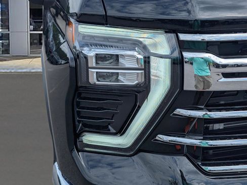 New 2025 Chevrolet Silverado 2500 LTZ w/ LTZ Premium Package image 4