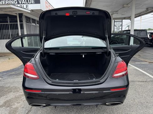 Used 2019 Mercedes-Benz E 300 image 13