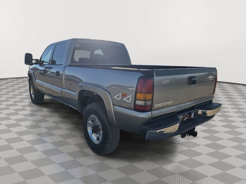 Used 2006 GMC Sierra 2500 SLE w/ Heavy-Duty Power Package AWD/4WD image 6