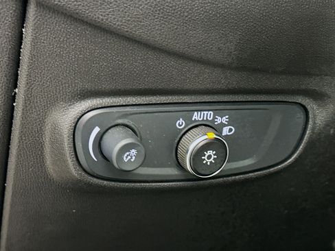 Used 2024 Chevrolet Equinox LS w/ Midnight Edition image 16