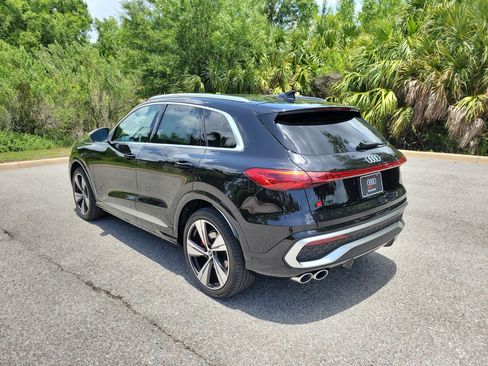 New 2026 Audi SQ5 Premium Plus AWD/4WD image 6