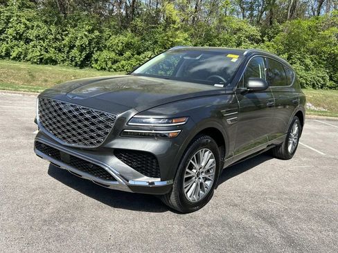 Used 2025 Genesis GV80 2.5T Standard AWD/4WD image 3