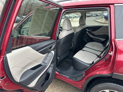 Used 2024 Subaru Forester Limited image 11