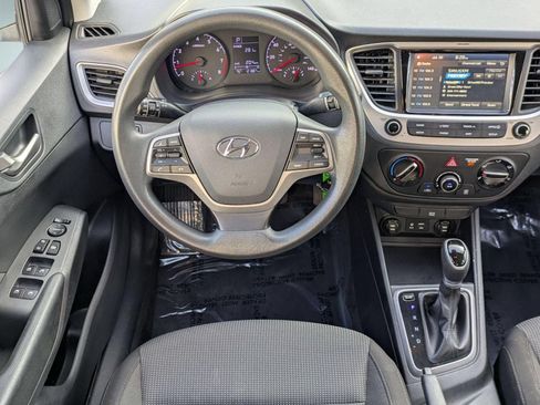 Used 2020 Hyundai Accent SEL FWD image 24