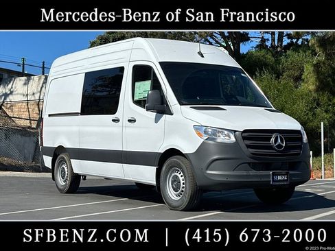 New 2025 Mercedes-Benz Sprinter 2500 image 1