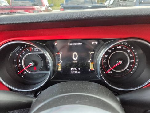 Used 2022 Jeep Wrangler Unlimited Rubicon AWD/4WD image 30
