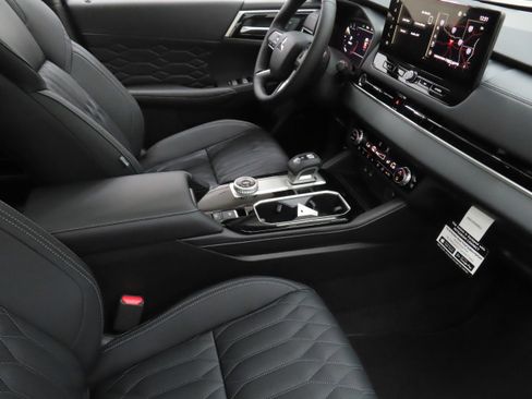 New 2026 Mitsubishi Outlander SEL FWD image 26