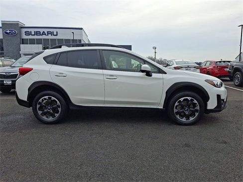 Used 2023 Subaru Crosstrek 2.0i Premium image 8