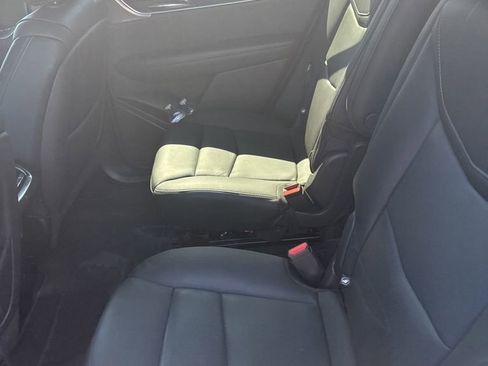 Used 2024 Cadillac XT6 Premium Luxury FWD image 10