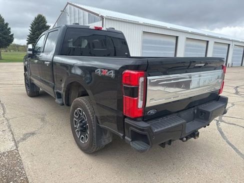Used 2023 Ford F250 Platinum AWD/4WD image 4