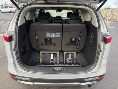 Used 2024 Kia Carnival SX Prestige image 19