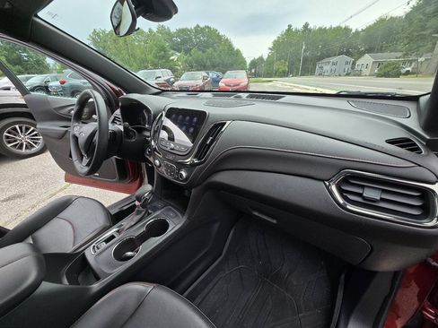 Used 2023 Chevrolet Equinox RS w/ RS Leather Package AWD/4WD image 19