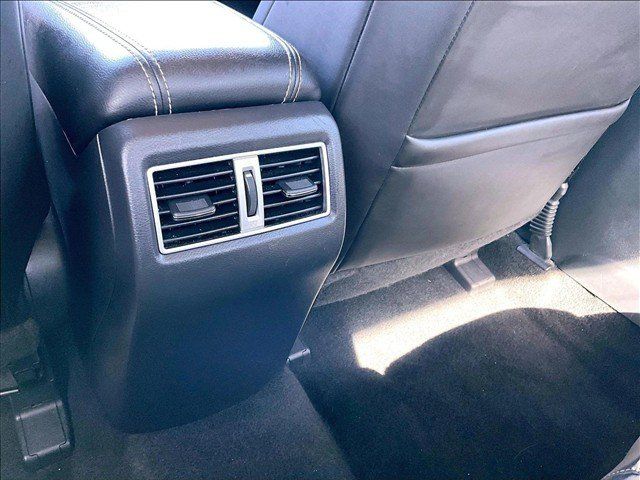 Used 2017 Nissan Maxima Platinum FWD image 22