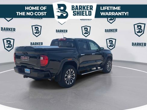 Used 2024 GMC Canyon Denali AWD/4WD image 9