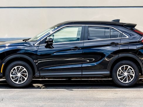 New 2026 Mitsubishi Eclipse Cross ES AWD/4WD image 4