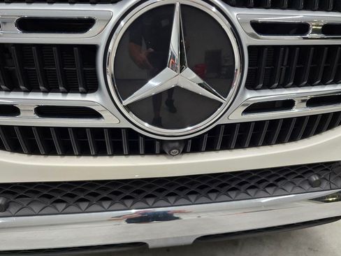 Used 2024 Mercedes-Benz GLE 450 4MATIC image 9