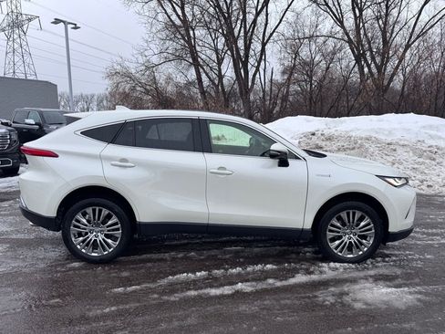 Used 2021 Toyota Venza image 8