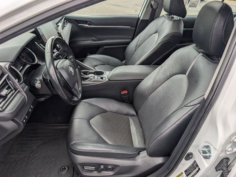 Used 2021 Toyota Camry XSE FWD image 2
