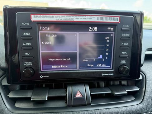 Used 2021 Toyota RAV4 LE FWD image 31