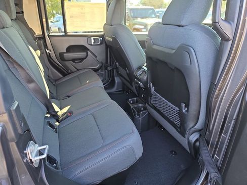 New 2026 Jeep Gladiator Rubicon w/ Safety Group image 35