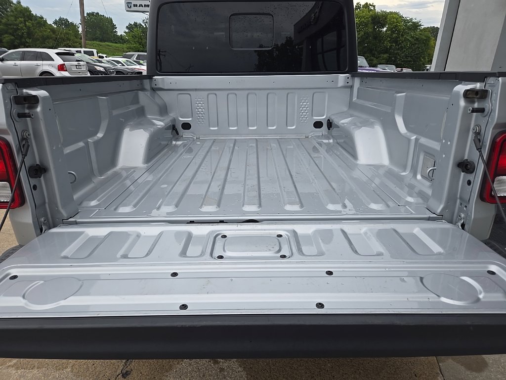 Used 2023 Jeep Gladiator Sport AWD/4WD image 25