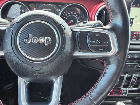 Used 2021 Jeep Wrangler Unlimited Rubicon AWD/4WD image 38
