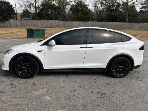 Used 2022 Tesla Model X Plaid AWD/4WD image 4