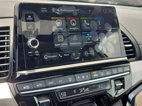 New 2026 Honda Odyssey Touring image 17