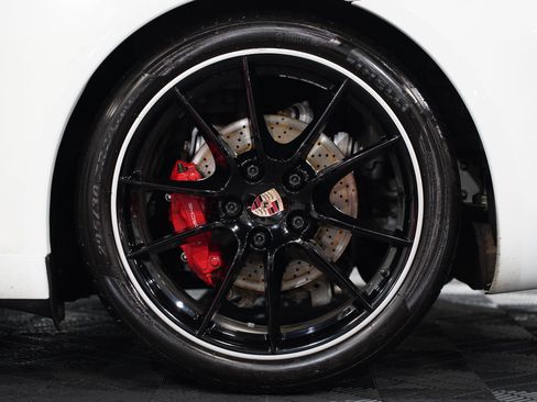 Used 2014 Porsche 911 Carrera S image 46