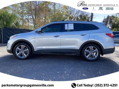 Used 2016 Hyundai Santa Fe Limited FWD image 7
