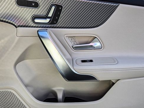 New 2025 Mercedes-Benz C 300 4MATIC Sedan image 40