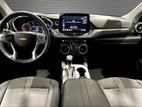 Used 2023 Chevrolet Blazer LT FWD image 7